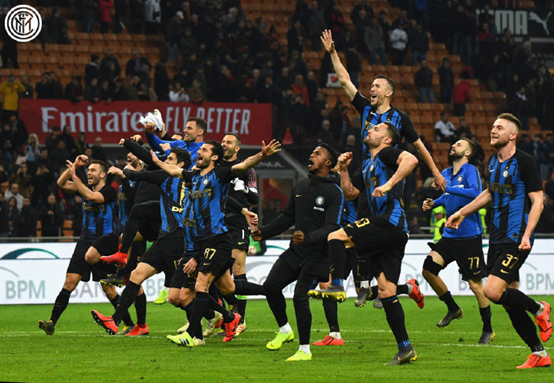 阿夫迪亚失误 卡斯尔抢断反击暴扣得手