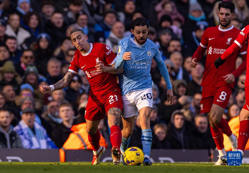 《明日方舟》联动最热门的少女乐队番，玩家心情却五味杂陈